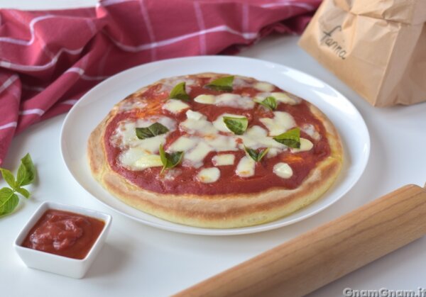 Pizza margherita