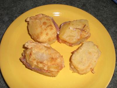 Patate fritte ripiene