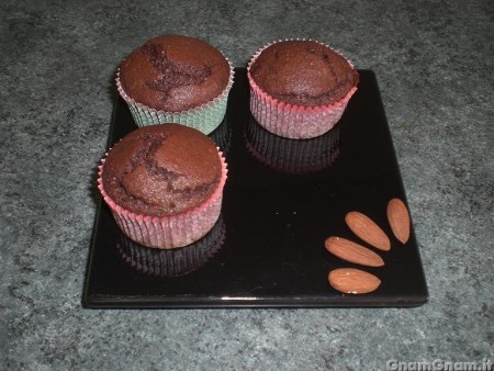 Muffin mandorle e cioccolato