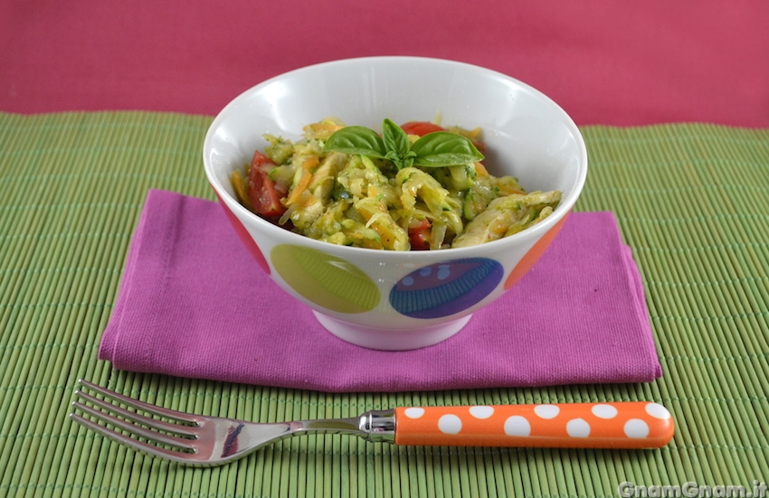 Insalata di pollo e pesto