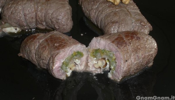 Involtini di scarole e stracchino