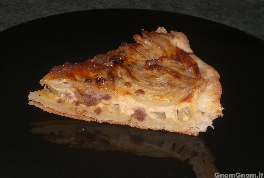 Torta salata con finocchi e salsicce