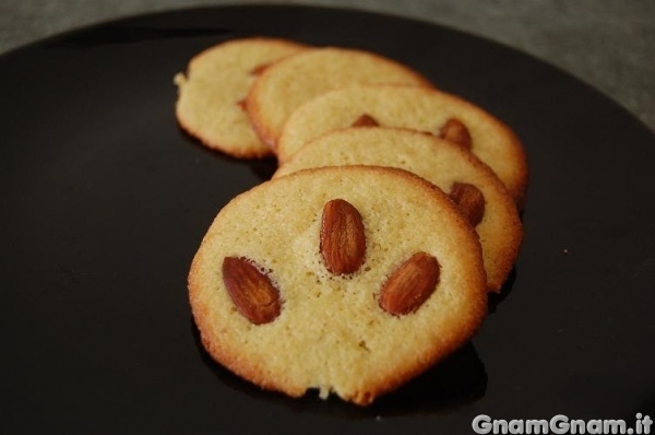 Biscotti alle mandorle senza glutine