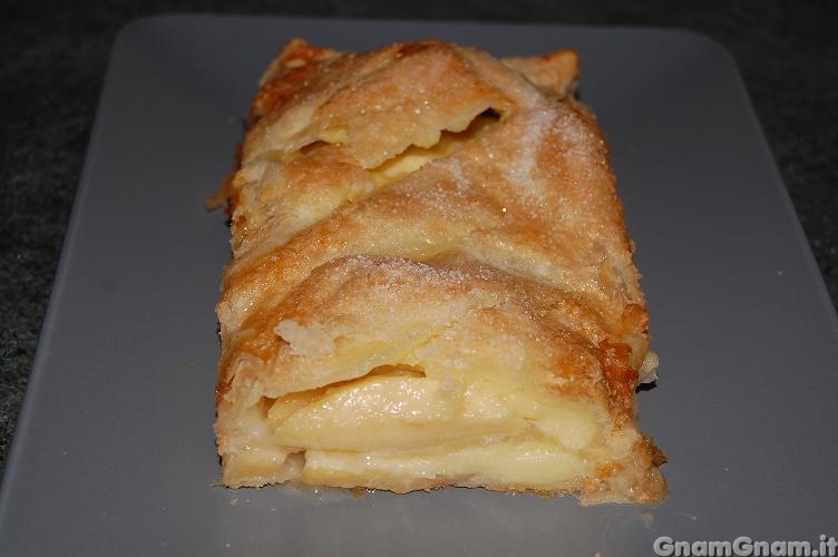 Torta Di Mele Con Pasta Sfoglia La Ricetta Di Gnam Gnam