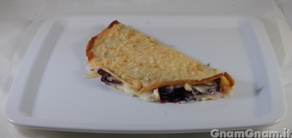 Crêpes radicchio e taleggio