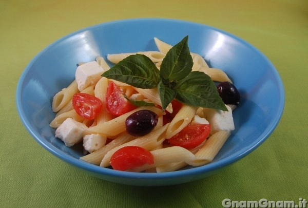 Insalata di pasta alla greca