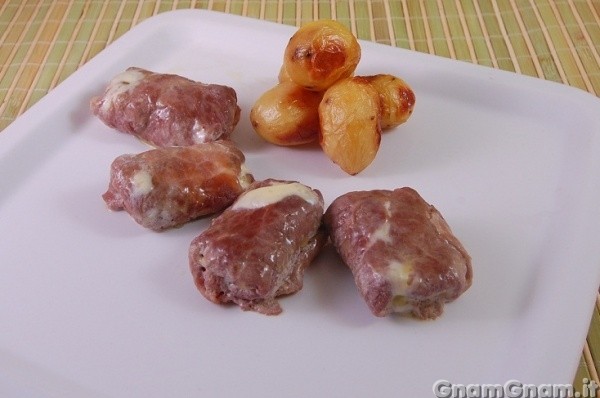 Involtini di carne ai funghi