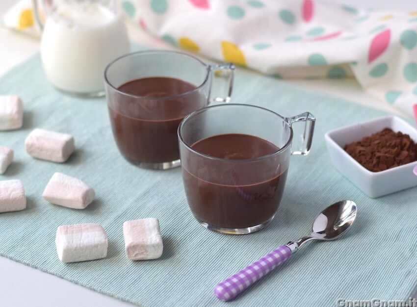 Cioccolata calda - La ricetta di Gnam Gnam