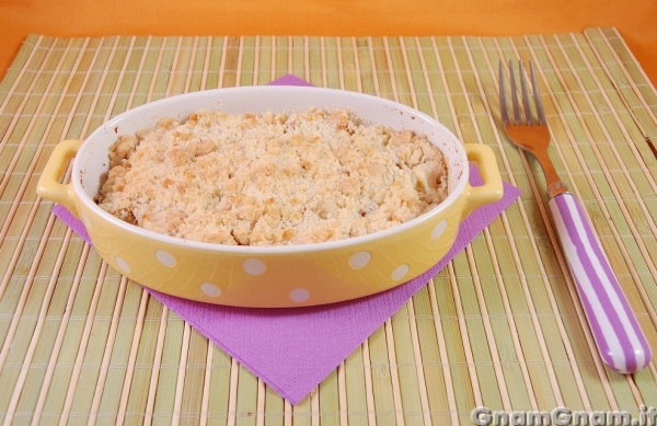 Crumble salato con patate e pancetta