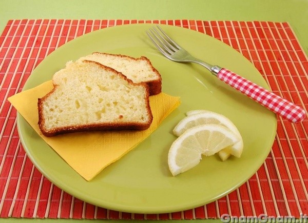 Plumcake al limone