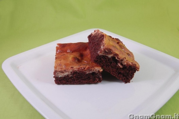 Cheesecake brownies