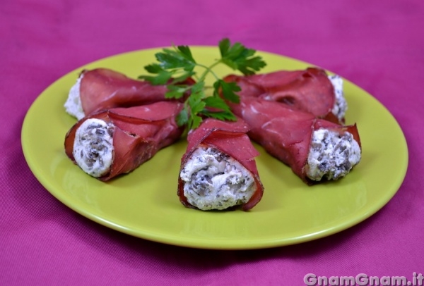 Coni di bresaola ai funghi