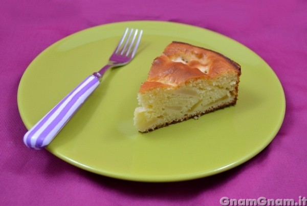 Torta di mele al rum