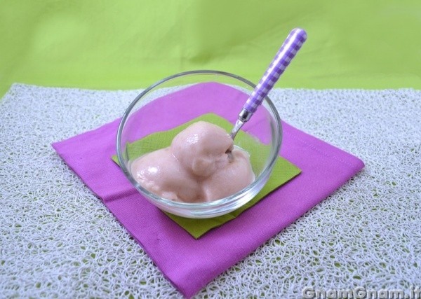 Sorbetto alla pesca