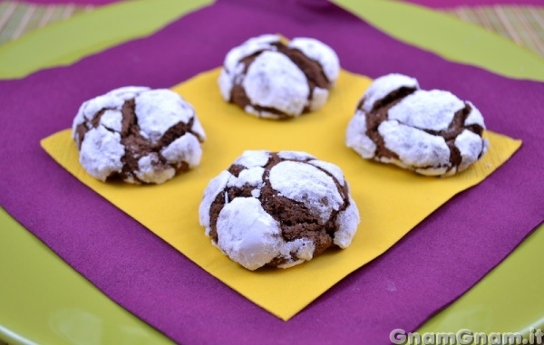 Chocolate crinkles