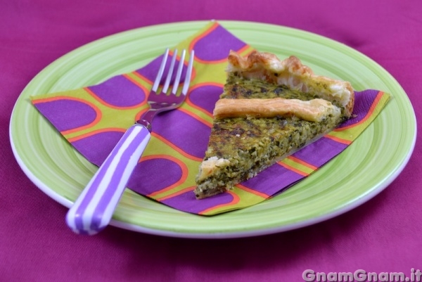 Torta salata zucchine e pesto