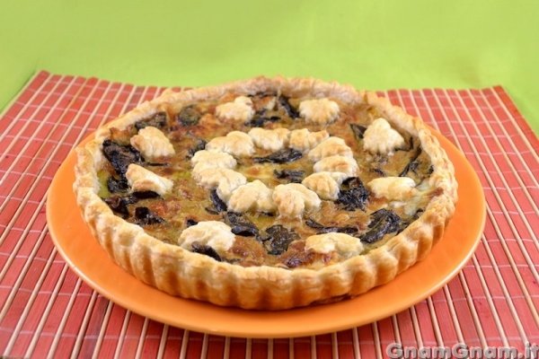 Torta salata funghi e porro