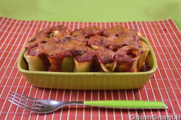 Paccheri in piedi