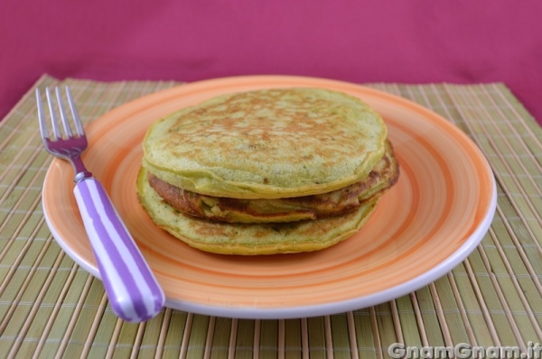 Pancake salati alle zucchine