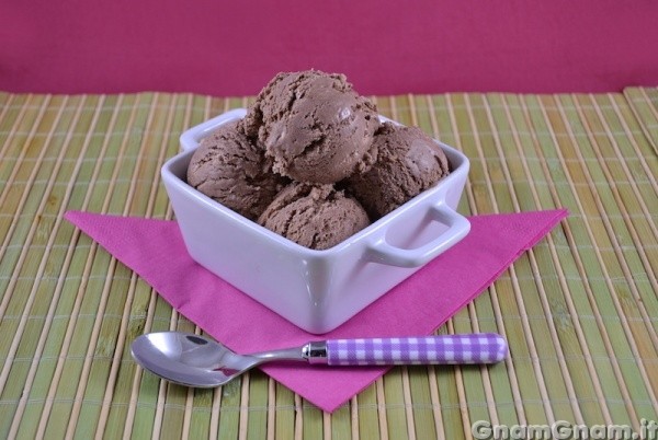 Gelato al cioccolato senza gelatiera