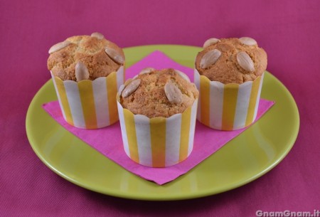 Muffin limone e mandorle