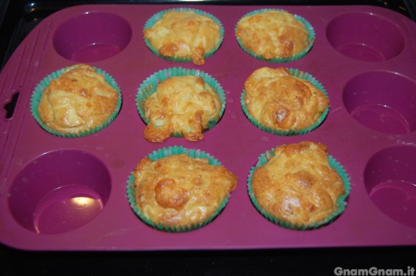 7 muffin pollo e formaggio