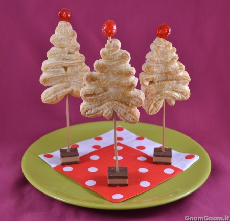 Segnaposto Natalizi Rustici.Alberelli Di Pasta Sfoglia La Ricetta Di Gnam Gnam