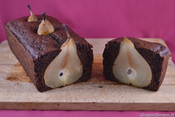 Plumcake pere e cioccolato