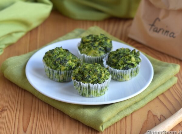 Muffin salati ricotta e spinaci