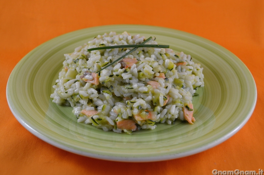 Risotto con salmone e zucchine