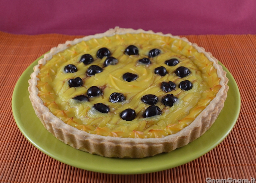 Crostata crema e amarene senza uova