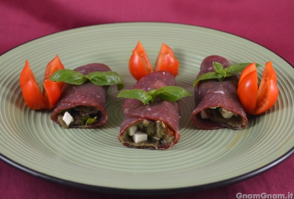 Involtini di bresaola e melanzane