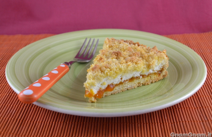 Torta in Pasta di Zucchero con Ricotta e Marmellata