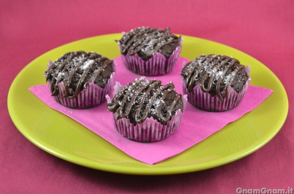 Muffin vegani cocco e cioccolato