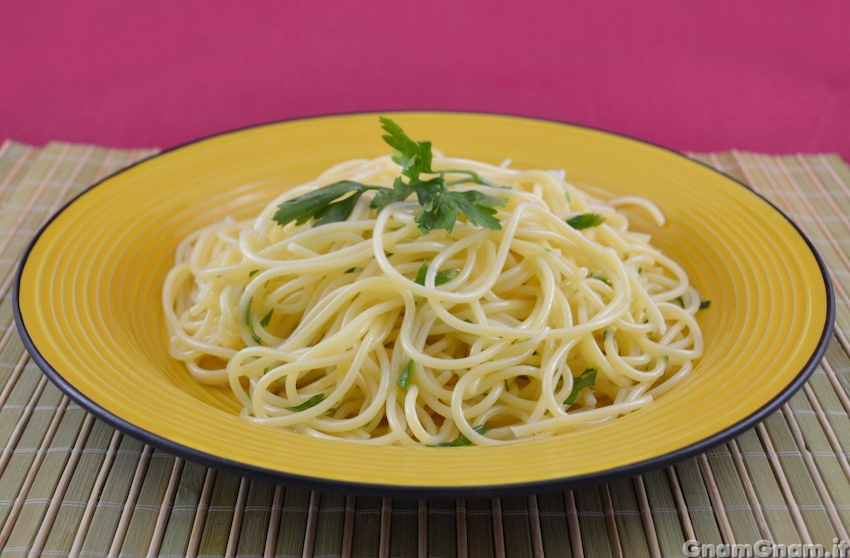 Spaghetti con colatura di alici Foto finale