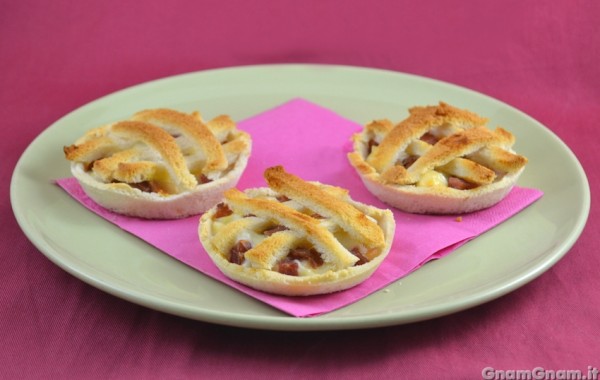 Crostatine con pane per tramezzini