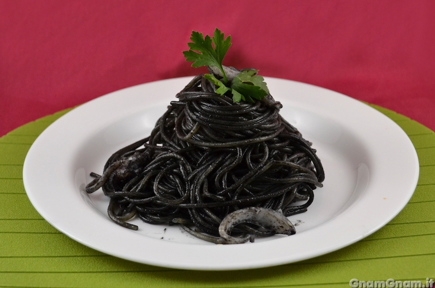 Spaghetti al nero di seppia