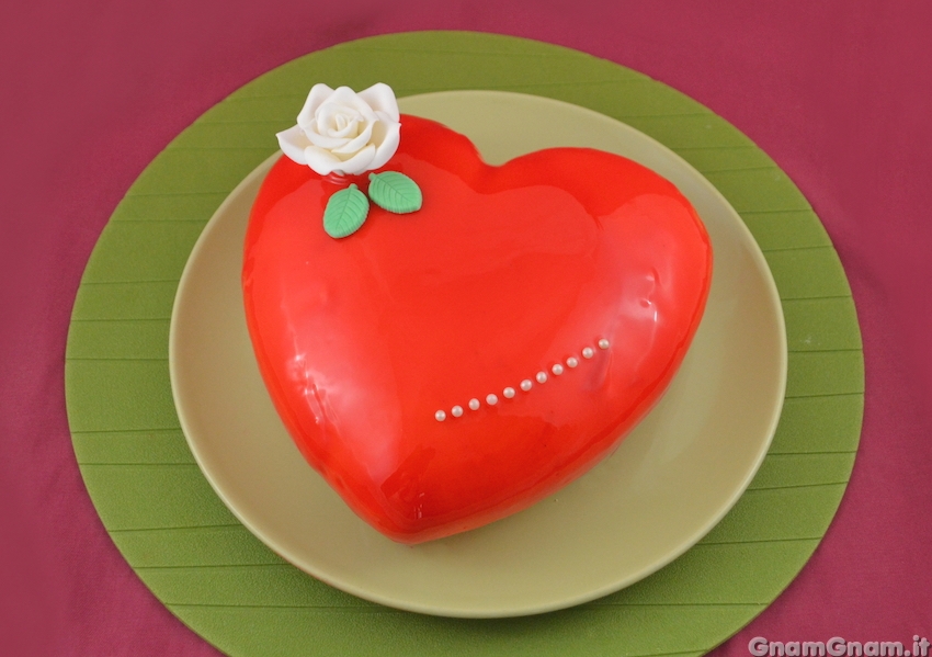 Torta a forma di cuore - La ricetta di Gnam Gnam