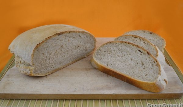 Pane con lievito madre