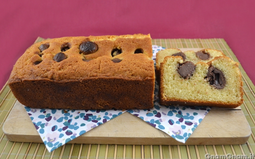 Plumcake con ovetti di cioccolato