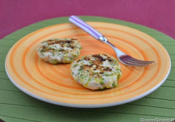 Hamburger di pollo e zucchine