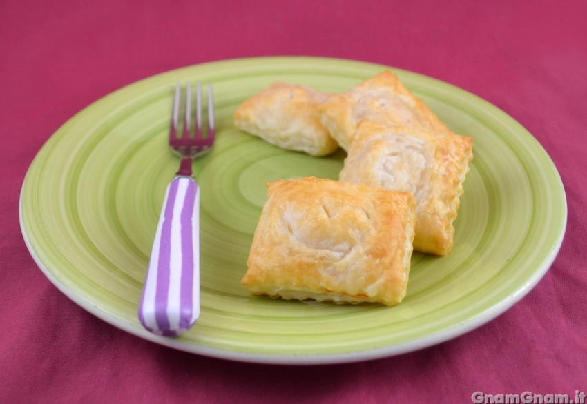 Ravioli di sfoglia al salmone