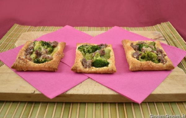 Sfogliatine broccoli e salsicce