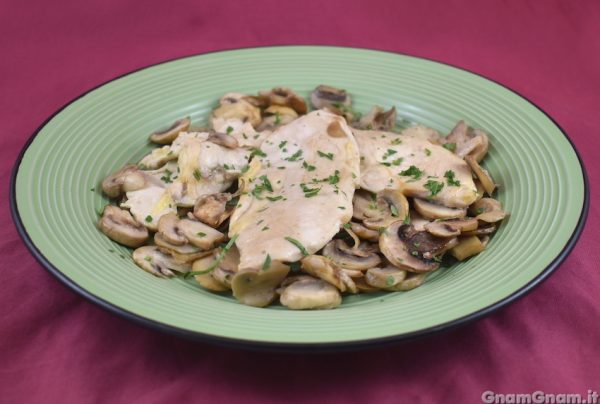 Petto di pollo ai funghi