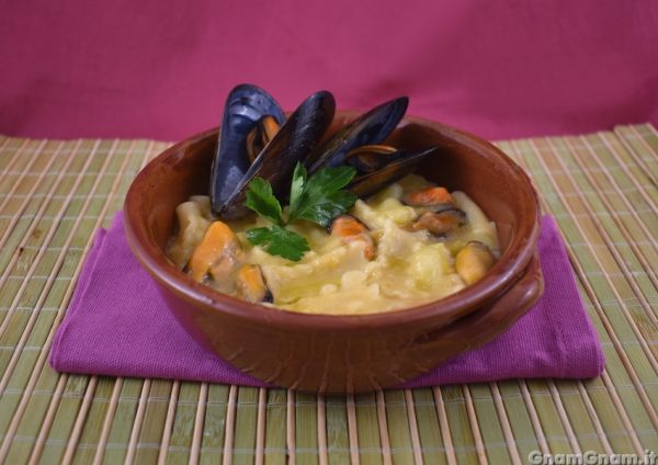 Pasta e patate con le cozze