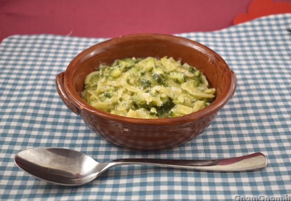 Pasta e zucchine napoletana