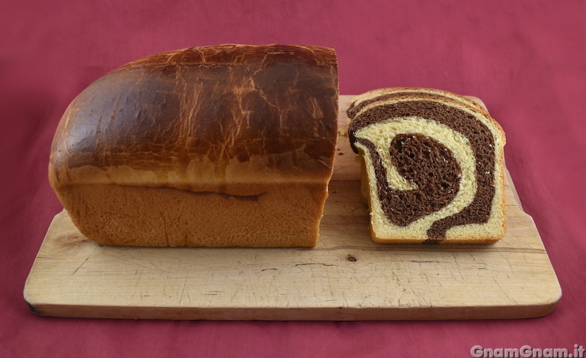 Pan brioche bicolore