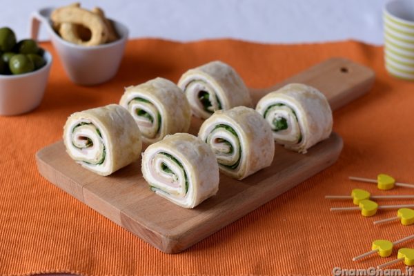 Rotolini di piadina