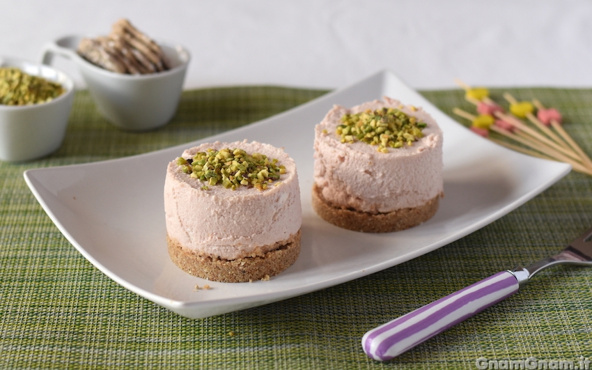 Cheesecake mortadella e pistacchio