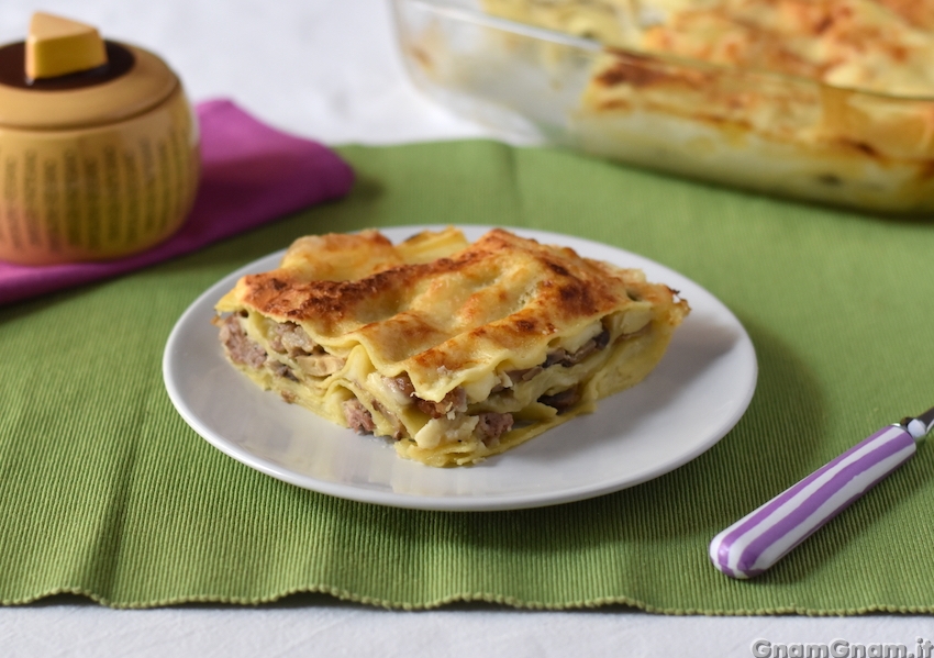 Lasagne funghi e salsicce